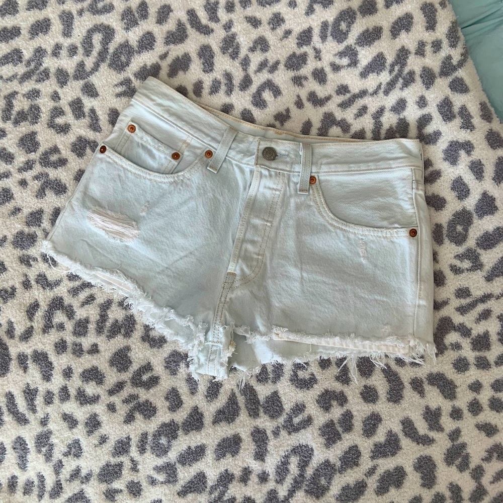 High Waisted Levi’s 501